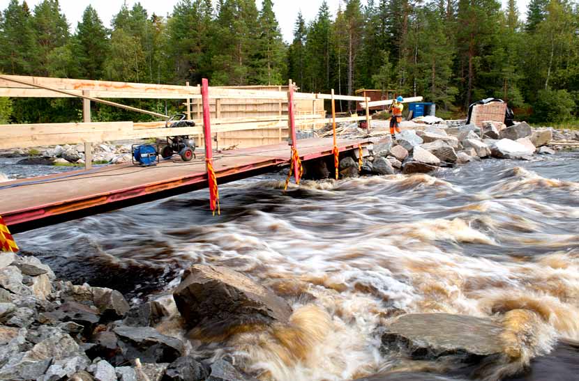 Koitelinkosken siltatyömaa Kiimingissä. sia ratkaisuja katujen ja viheralueiden hoitoon.