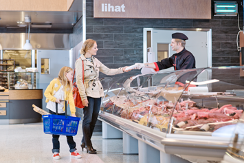 22 Ruokakauppa Ruokakesko on keskeinen toimija Suomen päivittäistavarakaupassa.
