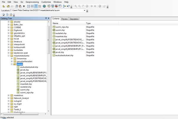 13 4. ArcCatalog 4.1. Yleistä ArcCatalog on paikkatietoaineistojen hallintaan tarkoitettu ohjelma, jonka avulla voidaan mm.