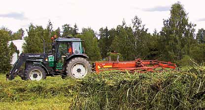 Niitetyt alueet monimuotoisia Niittäminen on niittyjen perinteinen hoitomuoto, ja maamme monimuotoisimpien niittyjen värikäs kukkaloisto onkin kehittynyt niiton seurauksena.