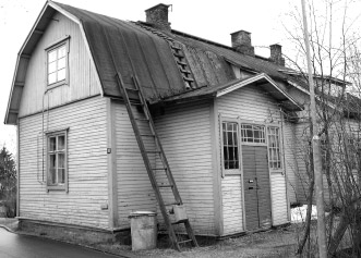 Vanhojen rakennusten inventointi jatkuu syksyyn p Pispalan rakennusten inventointi jatkuu. Inventoinnista valmistui lokakuussa väliraportti, joka tosin on vielä luonnoksenomainen.