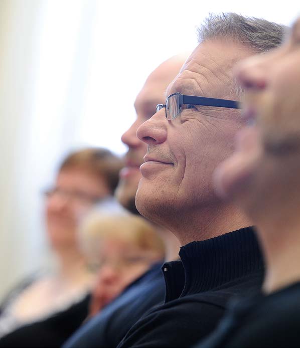 1/2012 Ketkä vastaavat kuntaväen
