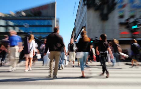 Luku Istockphoto.com Kolmen 6kuukauden jälkeen Entä jos haluat oleskella pidempään kuin kolme kuukautta? Asemasi ratkaisee Oikeuttasi oleskella yli kolme kuukautta on rajoitettu tietyin edellytyksin.