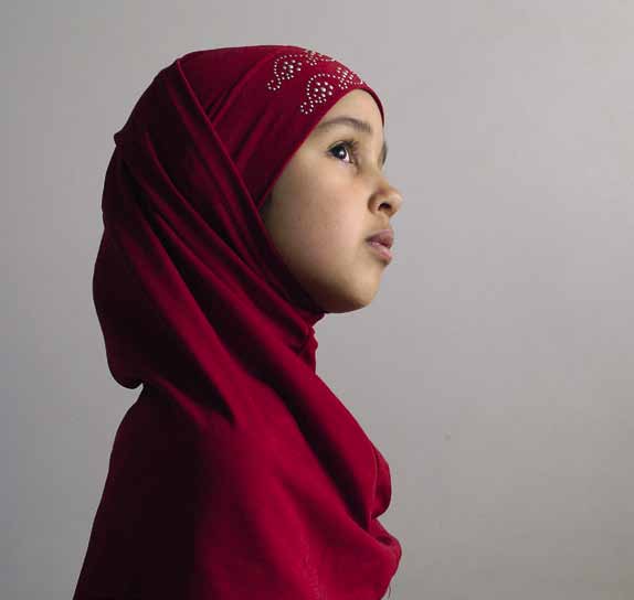Tuomas Martikainen Yliopistotutkija, Helsingin yliopisto Isra Lehtinen Suomen Islamilaisen