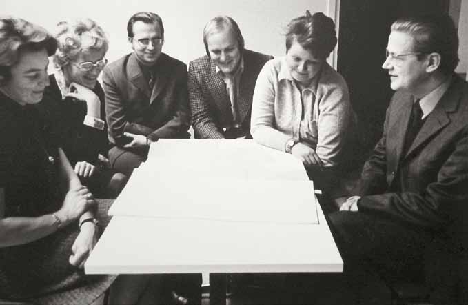 Suomen neurologisen palvelujärjestelmän kehitys EEG-meeting Oulun neurologian klinikalla 1972.