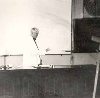 HARALD AUGUST FABRITIUS (1877 1948) oli Helsingin yliopiston järjestyksessä toinen neurologian dosentti vuodesta 1913.