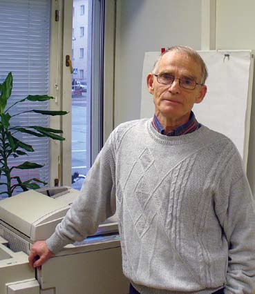 Meriheinän kuulumisia Meritulli-Heinäpään Asukasyhdistys Meriheinä ry toimii nyt Kauppurienkatu 23:ssa. Asettamamme tavoitteet ovat toteutuneet, osin jopa ylittyneetkin.
