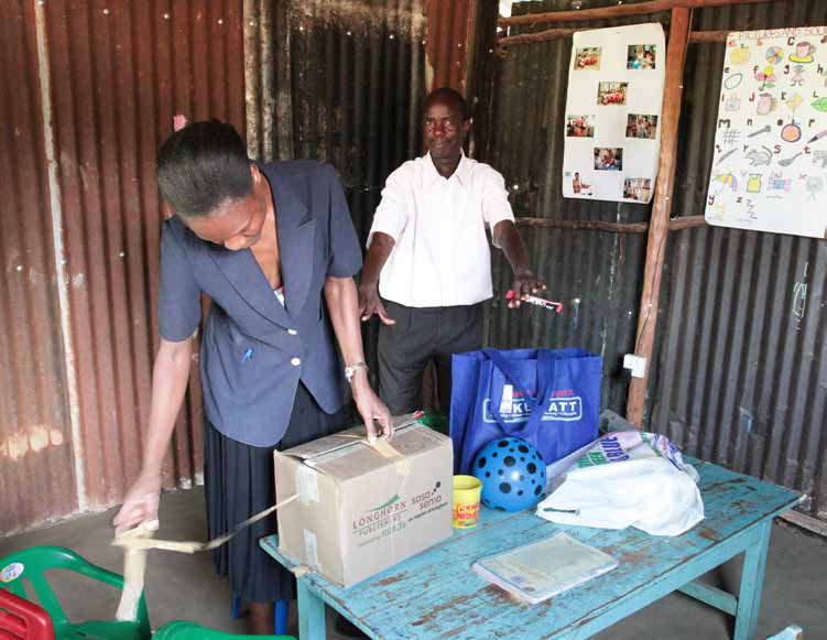 KISUMU Kisumun Mama Terttu s esikoulun oppilasmäärä on kasvussa. Innokkaiden pienten koululaisten riemukkaat äänet täyttävät luokkahuoneet vieraiden saapuessa.