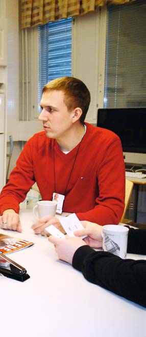 Työyhteisö on osa turvaverkkoa varsinkin toi selta paikkakunnalta työn perässä siirtyneille.