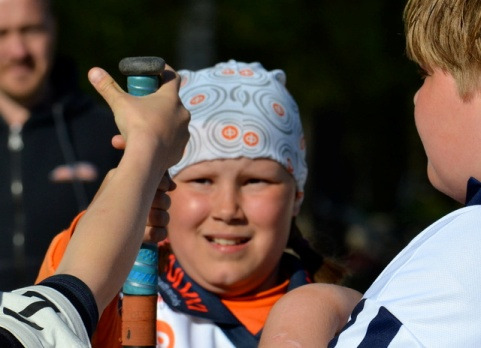 Uudet tytöt saivat kaikki hienoja onnistumisia, pääsivät hyvällä prosentilla kentälle ja pitivät vastustajan juoksut minimissä. Sofia lukkaroi hienosti ja otti kolmoselta kärpäsen.
