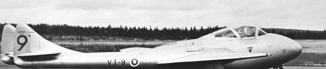 58 m, pituus 9,37 m, lentopaino 4 800 kg ja suurin nopeus 865 De Havilland D.H.115 Vampire Trainer Mk.