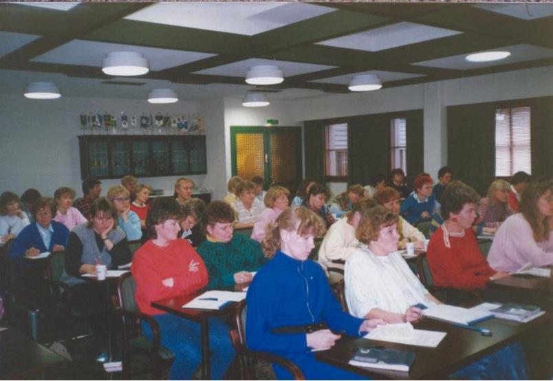 Vuonna 1983 saatiin Kainuuseen kolme uutta neuvojavakanssia. Tämä lisäsi vakinaisten neuvojien lukumäärän 13: sta 16: sta.