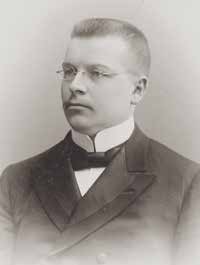 Paasikivi oli vuoden 1910 keväällä 39-vuotias Valtiokonttorin ylitirehtööri, ja yleishyödyllisen asuntorakentamisen rahoituksen pohdinta varmaankin liittyi viran hoitoon.