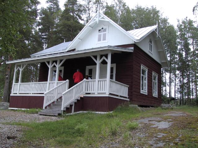Kalasaaren paviljonki (Jyväskylä) HUOLTOTYÖT + VARUSTELU 2014 Kalasaari vanhan käymälän purkutyö 576,00 purkujätteiden