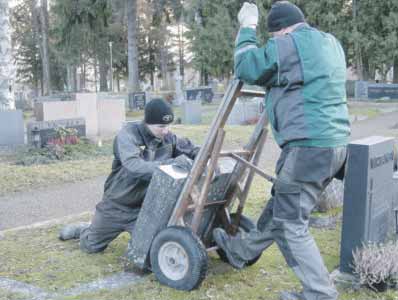 6 PIRKKALAINEN 20.11.2013 LYHYESTI Yksityinen päiväkoti Kyöstille PIRKKALAN kunta vuokraa Suomen Hoivatilat Oy:lle perustettavan yhtiön lukuun päiväkotitontin Kyöstiltä osoitteesta Lehtimäentie 5.