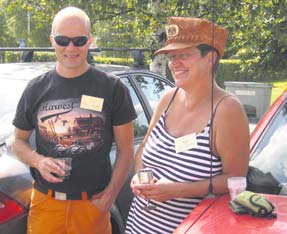 Yhteensä yhdelle tuomarille tuli kahdeksantoista puolikasta sahtilasillista kisan aikana. ikamoinen annos, jos kaiken olisi kumonnut.