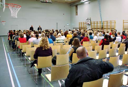 Teemana yrittäjyys Toukokuu 2008 KouluHelsinki SkolHelsingfors Helsingin kaupungin opetusviraston henkilöstölehti. Ilmestyy neljä kertaa vuodessa.