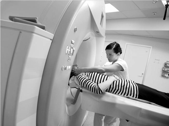 TT:n osuus kollektiivisesta säteilyaltistuksesta radiologiassa on yli 50%.