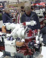 AGCO MESSUILLA Teksti ja kuvat: Kari Mettälä AGRITECHNICA -messut säväyttivät jälleen Hannoverissa Vuosi 2013 oli jälleen se vuosi jolloin Hannoverissa järjestettiin maailman suurimmat