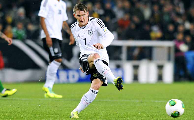 BASTIAN SCHWEINSTEIGER SAKSA SYNTYNYT 01.08.1984 PELIPAIKKA Keskikenttä A-MAAOTTELUT/MAALIT 101/23 SEURA FC Bayern München Saksan joukkueen sielu ja esimerkkipelaaja.