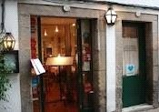 Matka jatkuu keskiajalta peräisin olevaan Guimarãesiin, joka tunnetaan Portugalin kansakunnan synnyinkehtona ja myös vuoden 2012 Euroopan kultturipääkaupunkina.