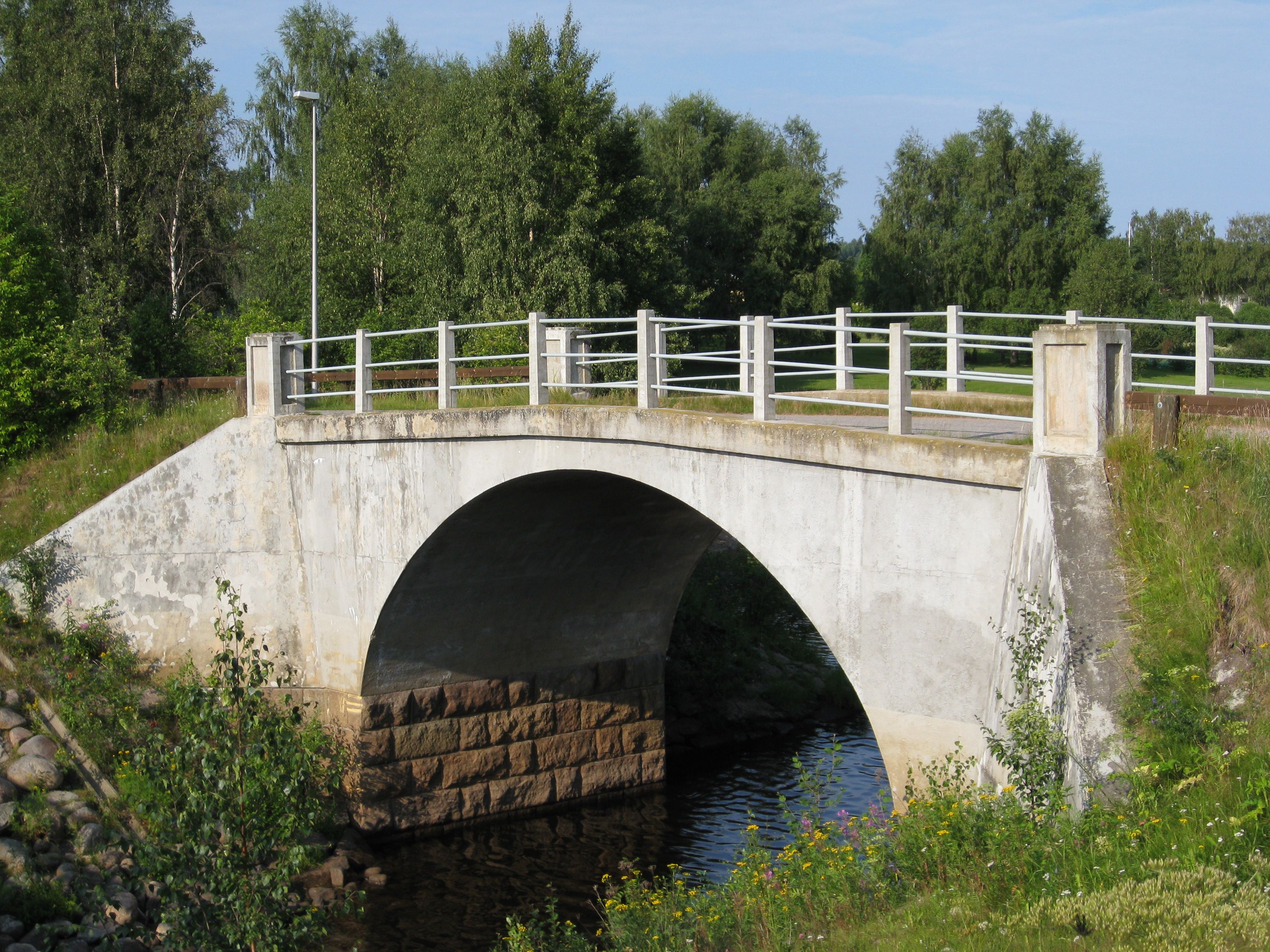 tavoitteista. Yhteistoimintaa ollaan virittämässä myös liikennehistoriatutkimuksen puolella yliopistojen ja korkeakoulujen kanssa.