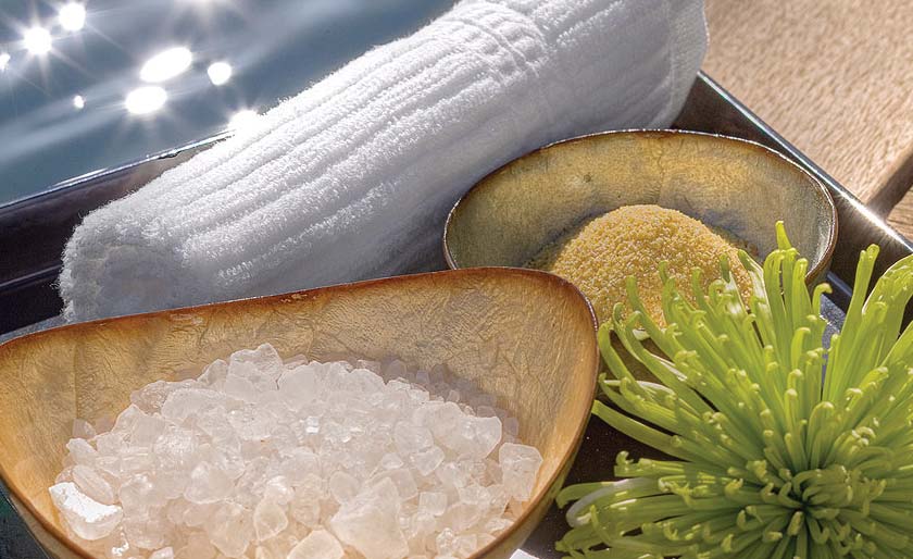 Body Treatment Body Wrap 60 mins. Baht 1,600 Aloe Vera Wrap Taydellinen rentoutus, jossa kayteaan aloe veraa ja kurkkua pehmentamaan ihoa.