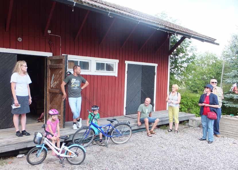 KOHDE 1 TOUKOLAN KAUPPA Ensimmäisenä pysähtymiskohteena oli entisen Toukolan kaupan tontti.