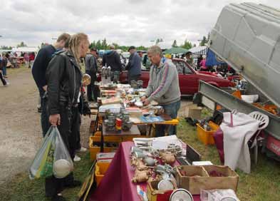 Rompemarkkinat 25-26.05.2013 Rompemarkkinat pidettiin nyt kolmatta kertaa Jokimaan raviradalla. Jokimaan rata-alue oli säilynyt entisellään sitten edellisen kevään.