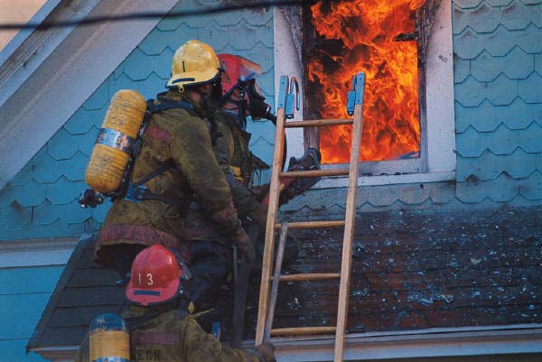 Erikoissairaanhoito (järjestämisvastuu kuntayhtymällä, rahoitusvastuu kunnalla) - Lapin sairaanhoitopiirin kuntayhtymä (jäsenkunnat: Rovaniemi, Ranua, Pello, Kittilä, Kolari, Muonio, Enontekiö,