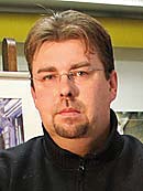 Maalaamisen ohessa voi nauttia kylpylöiden hoidoista, kierrellä putiikeissa ja torilla sekä rentoutua uimarannalla.