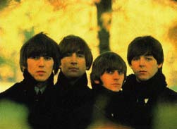 Lähtökohdat eivät olleet kummoiset: Liverpoolin matkalla vieraillaan John Lennonin ja Paul Mc Cartneyn nuoruusajan kodeissa.