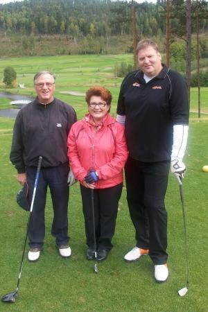 2011 hienossa säässä Hill Side Golf & Country Club Oy:n Valley coursella.