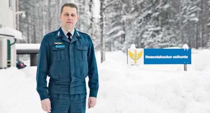 Niskanen Ilmavoimien koulutus keskitettiin tämän vuoden alussa Tikkakosken Ilmasotakouluun, kun puolustusvoimauudistuksen myötä Ilmavoimien teknillinen koulu Hallissa ja Lentosotakoulu Kauhavalla