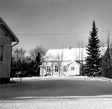 SUURJUOKSIJA OLAVI VUORISALO KÄVI LIETSALAN KOULUA VUOSINA 1940 46 Suomen ensimmäisen haamumailin (alle 4 min.) juoksija Olavi Vuorisalo kävi Lietsalan koulua toisen maailmansodan aikana.