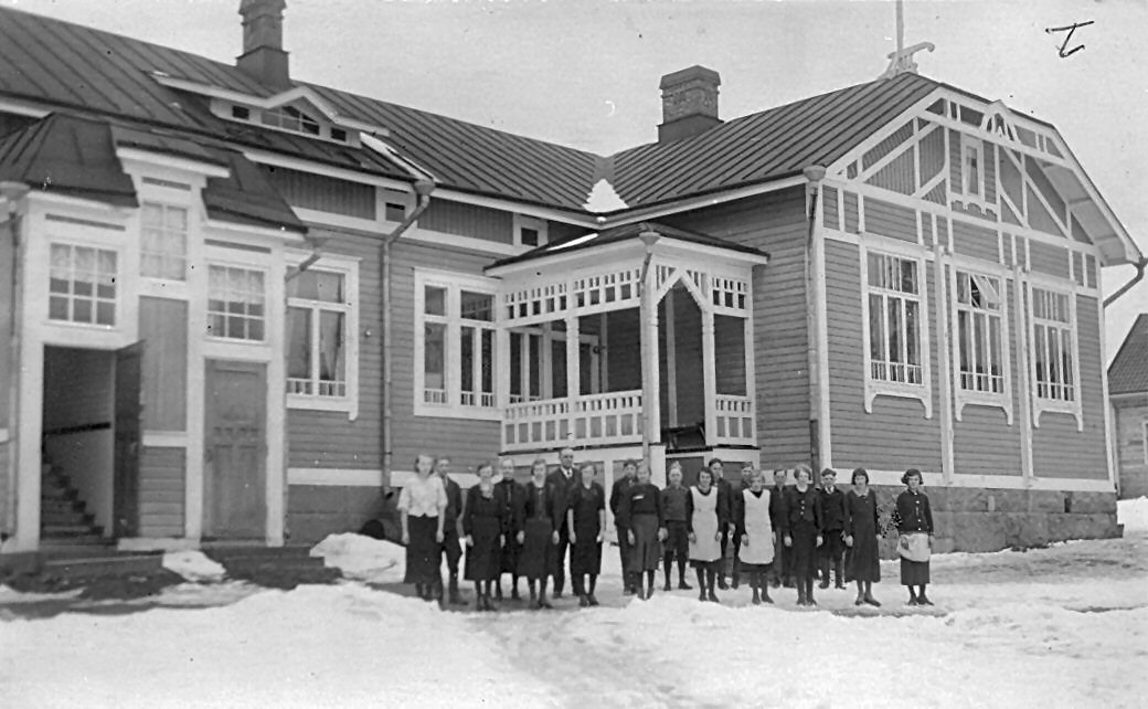 JUHLAVUODEN 2007 TAPAHTUMIA Lietsalan koulun 100-vuotisjuhlaa on vietetty yli vuoden verran erilaisten tapahtumien myötä.