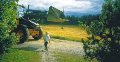 Lapsille riskialttiiden kohteiden ja tilanteiden havaitseminen saattaa olla tilalla pitkään asuneelle ja siellä päivittäin työskentelevälle aikuiselle aluksi vaikeaa.