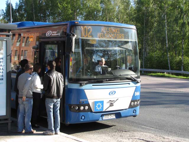 Maksut Opintojen aloittaminen ei valitettavasti ole ihan ilmaista puuhaa, vaan lompakkosi verottaminen aloitetaan jo nyt: Aalto-yliopiston ylioppilaskunnan jäsenmaksu on pakollinen, sillä