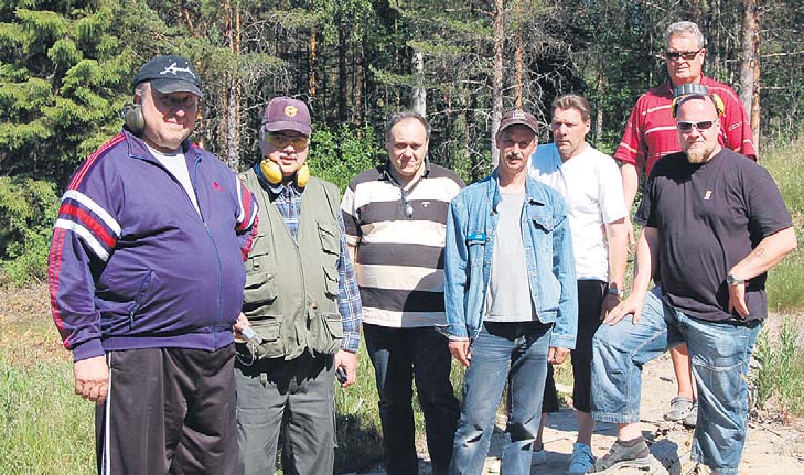 Hallitukset Haapajärvi Reisjärvi reserviläiset RY:n SYYSKOKOUS pidetään Haapajärven Osuuspankilla perjantaina 20.11.2009 klo 19:00 (johtokunta kokoontuu klo:18:00) Kahvitarjoilu. Tervetuloa!