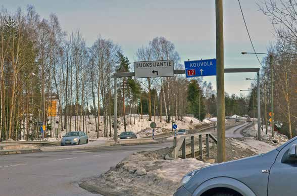 Nastola Valtatiellä 12 liikennemelu koetaan jo nykytilanteessa ongelmaksi. Pahimmat melualueet suunnittelualueella sijaitsevat Uudenkylän ja Kausalan taajamien kohdalla.