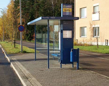 OSA C SUORITUSOHJE Vaaraa aiheuttavia puutteita pysäkkialueella kulkupinnalla tai odotustilassa oleva yllättävä epätasainen kohta kuten puuttuva päällyste, yllättävä leveä tai porrastunut kulkupinnan