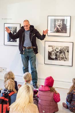 puujalkakisat klo 15. Kuva: Mauri Tahvo Kuva: Antti Vanhatalo Annantalo RuffleArmy Tuskin on toista kasvia, johon liittyisi niin paljon tunteita, merkityksiä ja mystiikkaa kuin ruusuun.