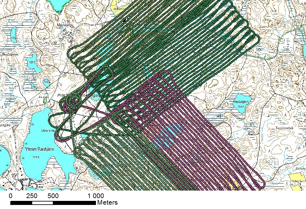 UAV-kuvaukset Evolla 2011-12 Testialueena osa Evon opetusmetsäaluetta (noin 600 ha) Lentolaite: Gatewing X100 ja C-Astral Bramor UAV:t Sensori väärävärikamera Kuvauskorkeus 150-400 m Lentolinjat