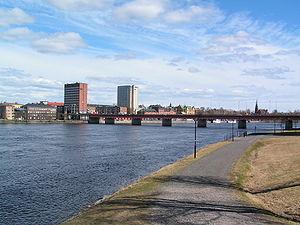 PERHEKESKUS TEG FC TEG (UMEÅ) (UUMAJA) Äitiysterveydenhuolto Lasten terveydenhuolto Avoin esikoulu Lääkäri (erit.