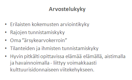 virheettömästi. Älykkyydestä puhuttaessa tulee usein mieleen, että titteleillä nostetaan itseään ja pyritään nostamaan statusarvoa. Se on itsensä korostamista.