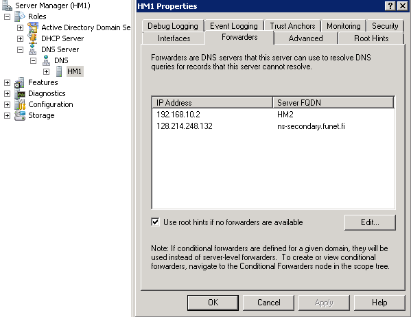 42 Kuva 19. DNS-liikenteen ohjaus. 6.3.2 DHCP DHCP-palvelun asennus aloitetaan samanlailla, kuin AD-roolin asennus. Server Manager -konsolilla valitaan Add Roles ja DHCP.