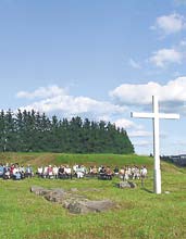 14 TUOMIOKIRKKO Pappi tavattavissa rippiä ja sielunhoitoa varten maanantaisin klo 16 18, torstaisin klo 12 keskipäivän ehtoollisen jälkeen ja lauantaisin klo 18 alkavan iltakirkon jälkeen.