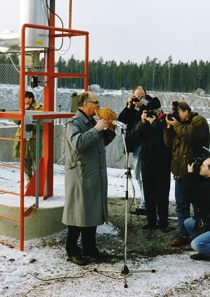 Historia 1985 Stormossen-yhtiö perustetaan 1990 Biokaasutuotanto alkoi 1994 Toinen bioreaktori rakennetaan ja kaasumuottori hankittiin (330 kwe).