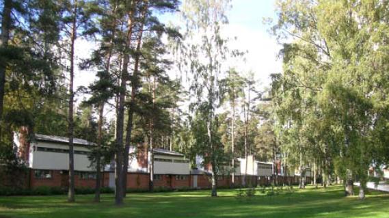 Tapiola Asuntosäätiö kehitti, suunnitteli, rakennutti asunnot, infran ja palvelut,