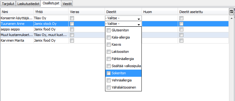 Tarjoilutilaukseen liitettyjen osallistujien lukumäärä tulee näkyviin Henkilöt-kenttään, jos Henkilötkenttään ei ole erikseen annettu lukumäärää tai se on pienempi kuin tarjoilutilaisuuteen